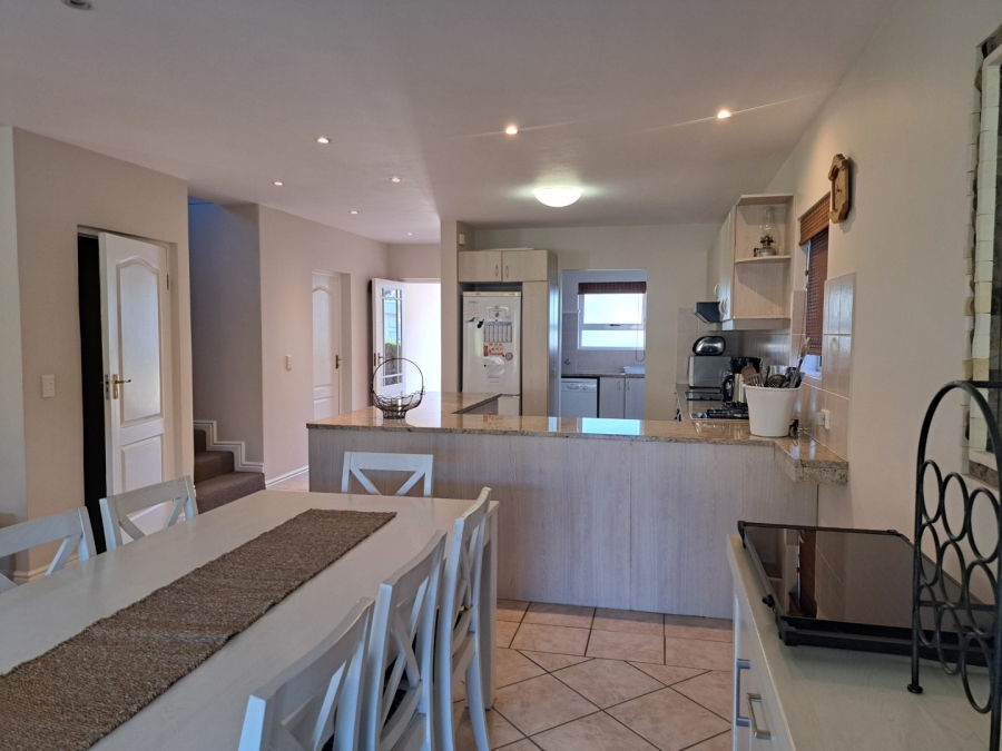 3 Bedroom Property for Sale in River Club Western Cape